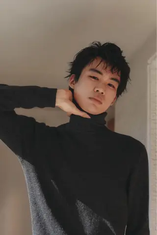 ショート カラー メンズ NERO 眞下秋歩のヘアスタイル