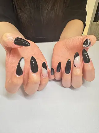 ネイル WHITELY みどりのネイルデザイン