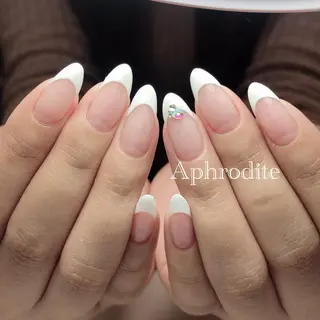 ネイル Aphrodite パラジェル認定サロンのネイルデザイン