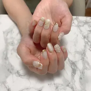 ネイル はな💎ネイル ワンホン、長さ出しのネイルデザイン