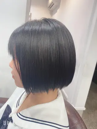 ショート パーマ ekka所属・沖田 舞衣のヘアスタイル