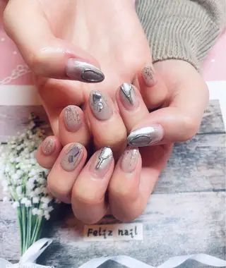 ネイル ユキカ （ネイリスト）のネイルデザイン