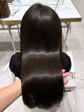 ロング カラー 透明感カラー / レイヤー/ mamiのヘアスタイル