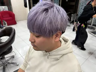 カラー メンズ ホワイト/店長/カラ ー講師/錦糸町/岩崎のヘアスタイル