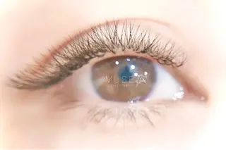 カラー マツエク・マツパ MUSE eyelash salon所属・MUSE八王子南口 徒歩1分のマツエク・マツパデザイン