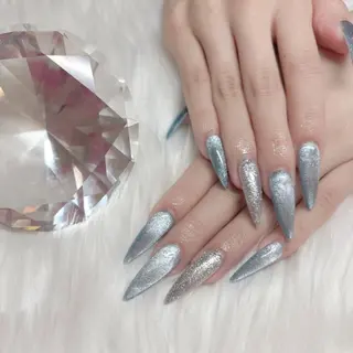 ネイル be+所属・be +のネイルデザイン