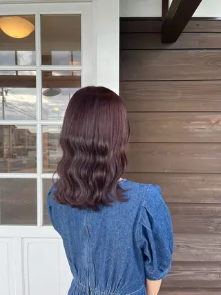 ミディアム カラー 野澤 優乃のヘアスタイル