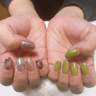 ネイル The Best Beauty受付担当のヘアスタイル