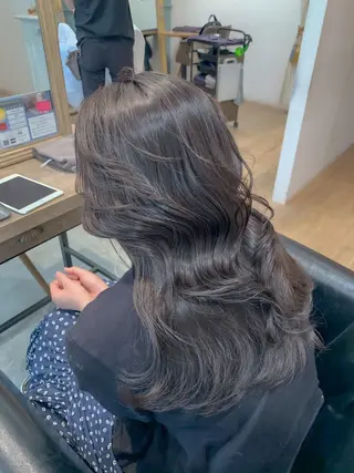 カラー 艶カラー🫧 猿渡 響のヘアスタイル