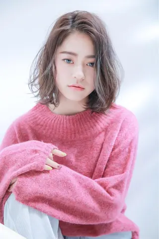 ミディアム カラー ビビデ枚方店　店長 濵添　健太郎のヘアスタイル