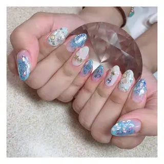 ネイル C's coffret所属・C's coffretのネイルデザイン