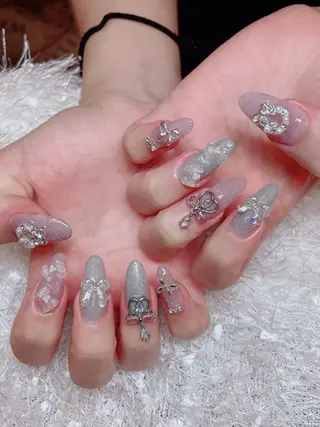 ネイル Le'a シズカのネイルデザイン