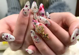 ネイル 中谷 亜佑美のネイルデザイン