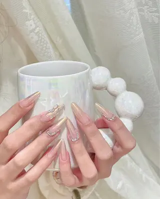 ネイル ETELUNA Nail 銀座店【パラジェル/フィルイン/チップスカルプ/マグネット/ニュアンス】所属・周 テイのネイルデザイン