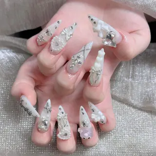 ネイル Lenie Nail Salonのネイルデザイン