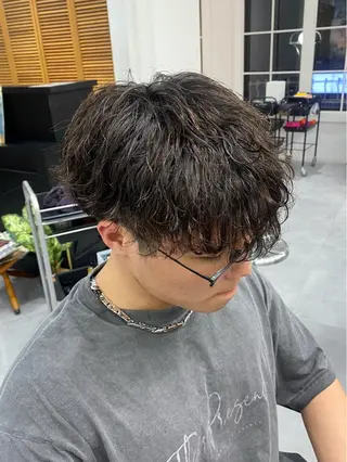 パーマ メンズ レイヤーボブ/ 艶カラー/サナ🌼のヘアスタイル