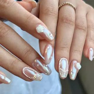 ネイル 新山 聖のネイルデザイン