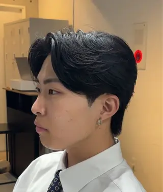 パーマ メンズ 会社で浮かない ビジネスヘア/心斎橋のヘアスタイル