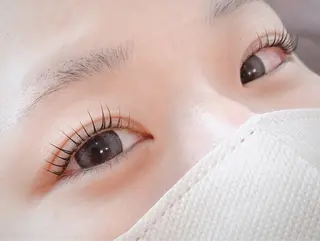 マツエク・マツパ CANVAS beauty salon所属・CANVAS YUUKAの眉毛・アイブロウイメージ