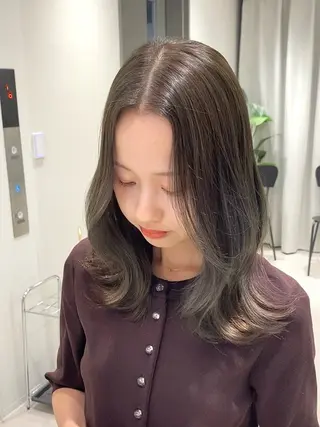 ミディアム オリーブ🌿ブリーチ なし◎Azusaのヘアスタイル