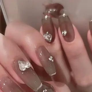 ネイル Lee Nailsのネイルデザイン