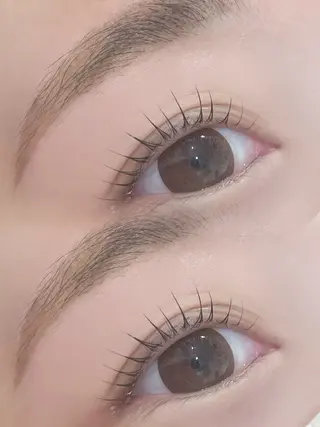 アイブロウ en.所属・en. MINORIのマツエク・マツパデザイン