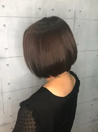 ショート カラー 金沢 広美のヘアスタイル