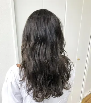 セミロング カラー ヘアアレンジ Le/a谷町 野上幹太のヘアスタイル