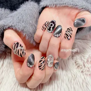 ネイル オーナーネイリスト MAKIのネイルデザイン