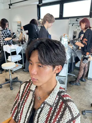 ショート パーマ メンズ become men's hair 名駅店所属・名駅/フェザーパーマ 韓国ヘア/森岡のヘアスタイル