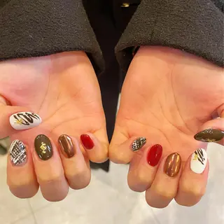 ネイル amour所属・amour ERIKAのマツエク・マツパデザイン