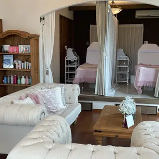 【堺市/泉ヶ丘駅】フェイシャルエステサロンSalon de jewel'm所属・Salon de jewel'm なおのエステ・リラクイメージ