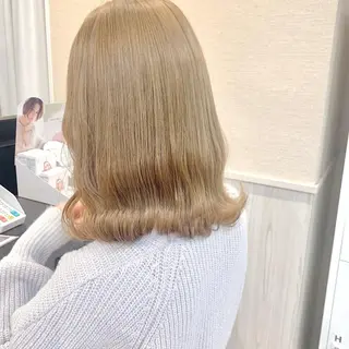 ミディアム カラー NUMBER_ ユイナのヘアスタイル