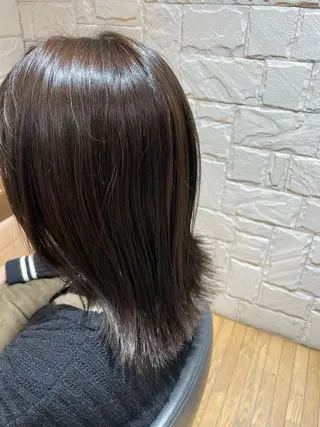 ミディアム 栞南🌼/艶カラー/ 髪質改善/ナチュラルのヘアスタイル