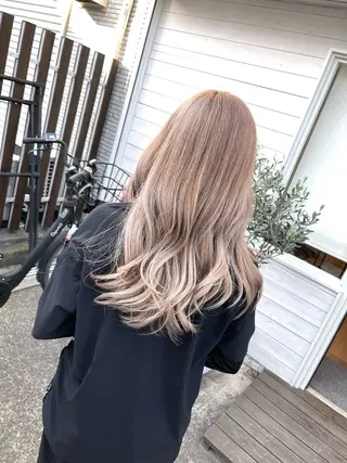 ロング marou 新柏のヘアスタイル