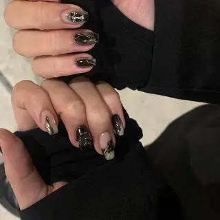 ネイル kana/モード ・グランジ໒꒱のネイルデザイン