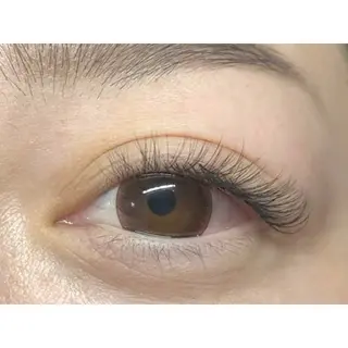 マツエク・マツパ アイラッシュサロンLuz町田店所属・Luz町田店 工藤の眉毛・アイブロウイメージ