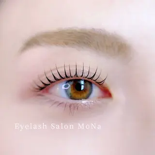 マツエク・マツパ Eyelash  salon MoNaの眉毛・アイブロウイメージ