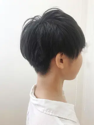 ショート 湯浅 了一のヘアスタイル