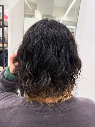 ミディアム パーマ 上山 凜のヘアスタイル
