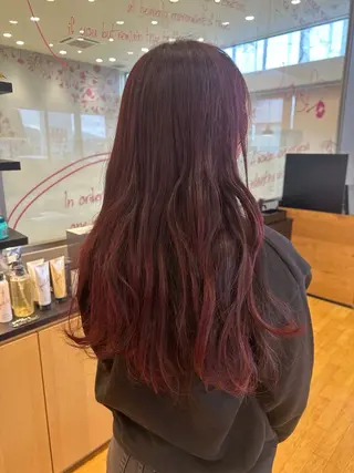 ロング カラー 垣村 艶樹のヘアスタイル