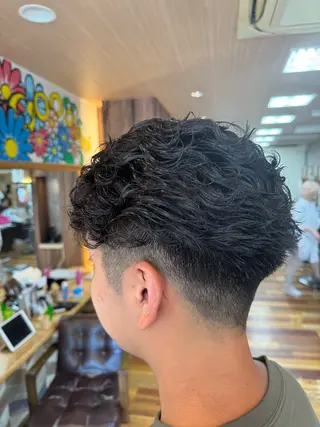 パーマ メンズ フェードカット ✄﻿杉山来輝金沢文庫のヘアスタイル