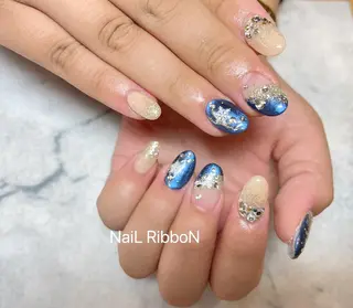 ネイル ネイルリボン 受付スタッフのネイルデザイン
