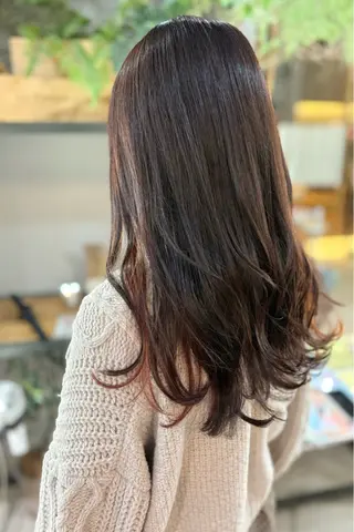 ロング カラー 菊地 紗矢のヘアスタイル