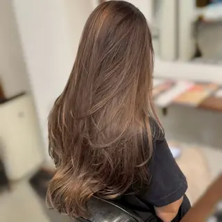 ロング 坂本 璃里杏のヘアスタイル