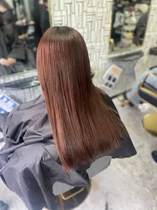 ロング 瀧下 唯のヘアスタイル