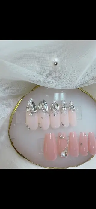 ネイル クイーンズネイル銀座所属・Queeens nailのネイルデザイン