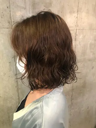 ミディアム パーマ ✂︎岡根 京花✂︎のヘアスタイル