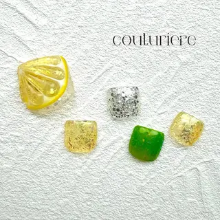 ネイル クチュリエール銀座 💅🏼ゆりのネイルデザイン