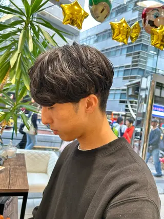 パーマ メンズ オオタ ユイナ🌈のヘアスタイル